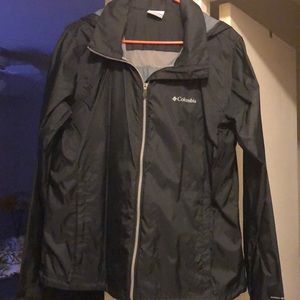 Women’s Columbia size XL rain jacket
